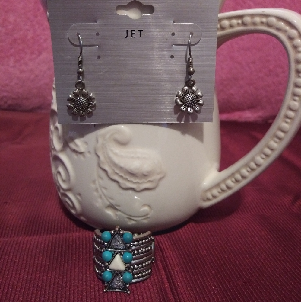 Pair Sterling Earrings; with purchase a free ring